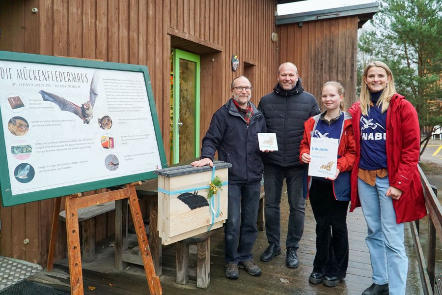 Plakette „Fledermaus komm ins Haus